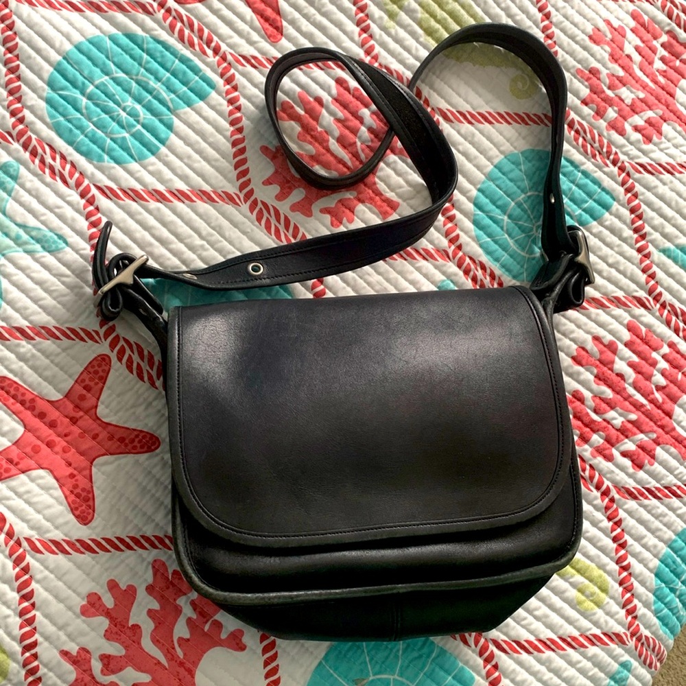 Vintage Coach shoulder bag